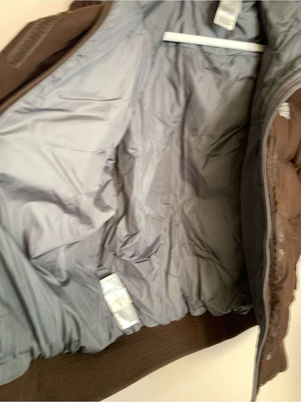 The North Face Brown Puffer Jacket M - Picture 6 of 15
